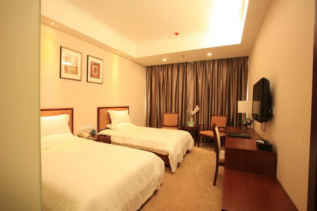 Greentree Inn Beijing Miyun Xinzhong Street Business Hotel מראה חיצוני תמונה