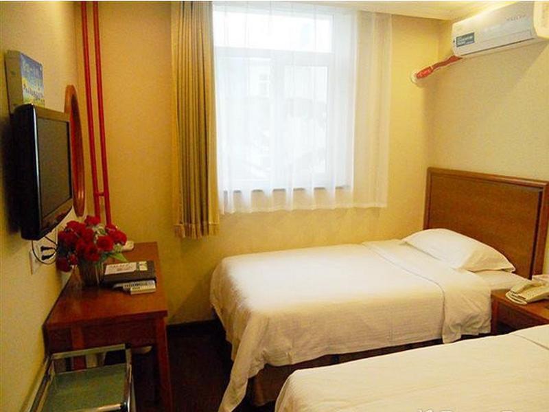 Greentree Inn Beijing Miyun Xinzhong Street Business Hotel מראה חיצוני תמונה